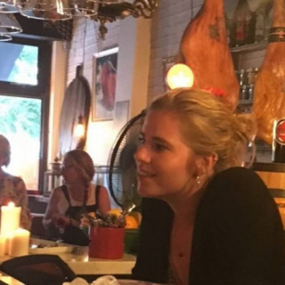 Foto van WUJUN